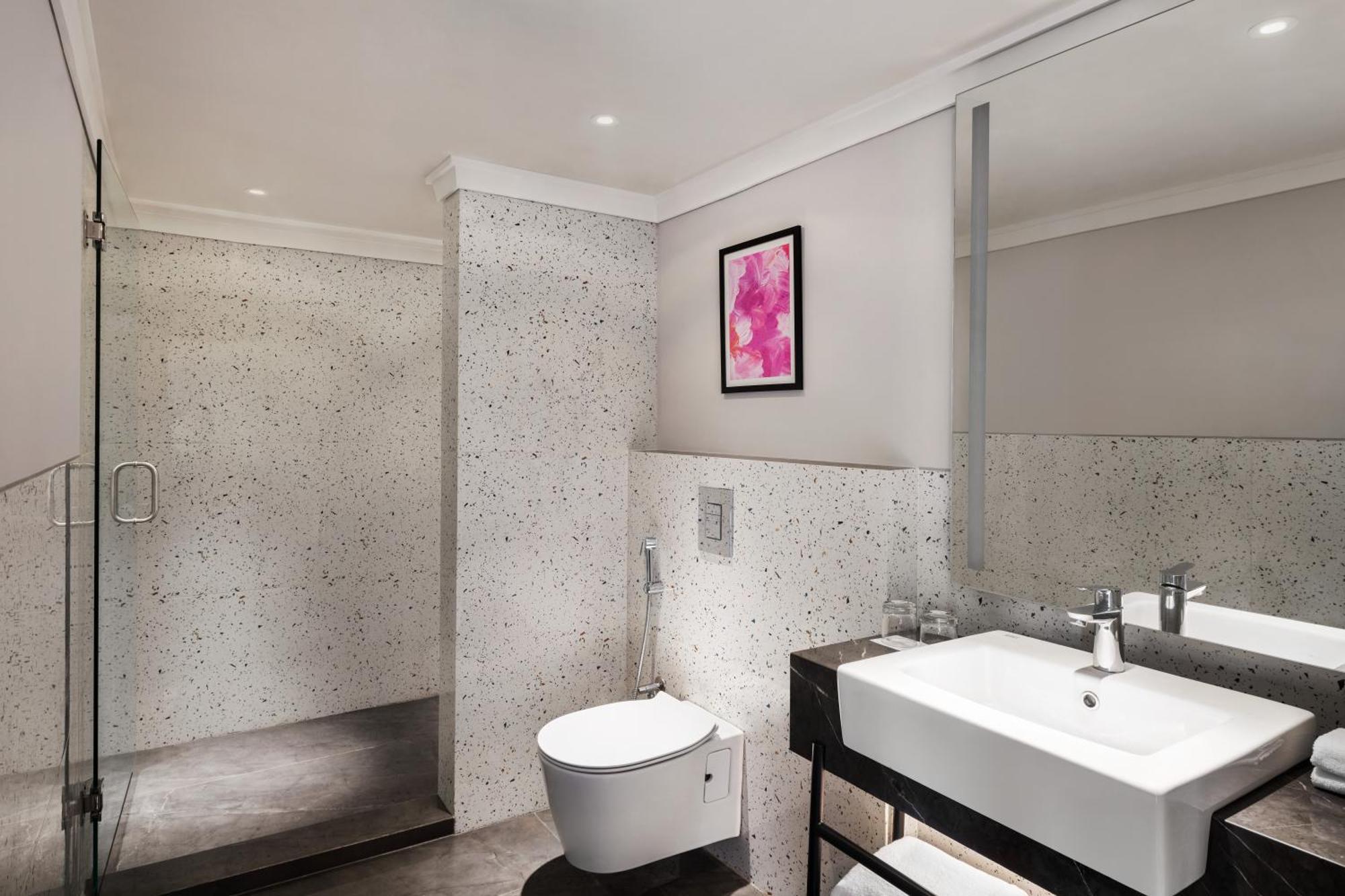 Ramada Encore By Wyndham Indore Nipania エクステリア 写真